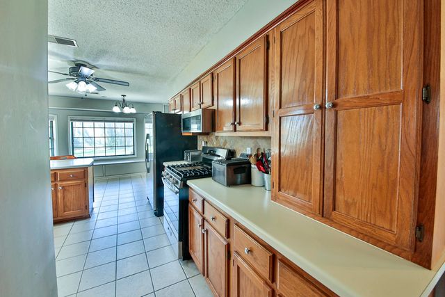 6388 BRIERGATE DR, Bartlett, TN 38134