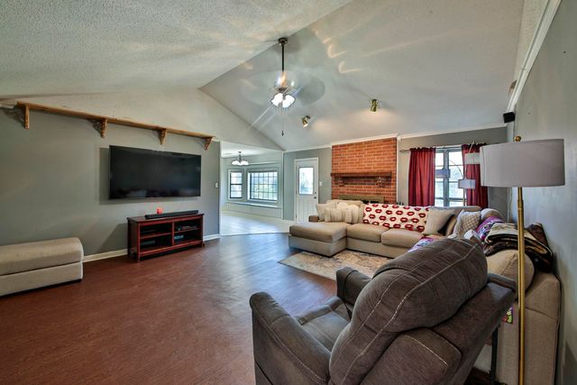 6388 BRIERGATE DR, Bartlett, TN 38134