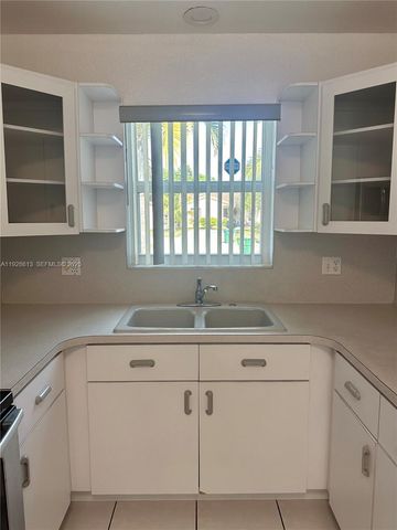 12500 SW 251st Ter, Homestead, FL 33032