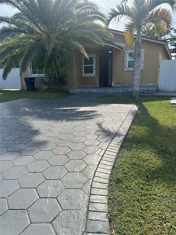 12500 SW 251st Ter, Homestead, FL 33032