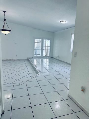 12500 SW 251st Ter, Homestead, FL 33032