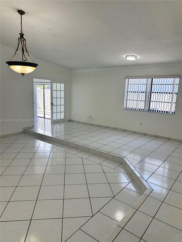 12500 SW 251st Ter, Homestead, FL 33032