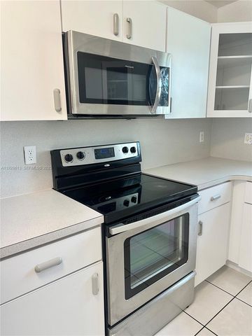 12500 SW 251st Ter, Homestead, FL 33032