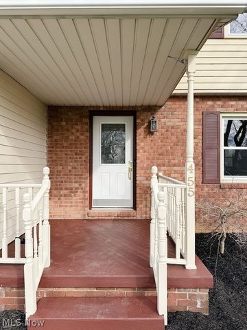 455 Barrenwood Drive, Wadsworth, OH 44281