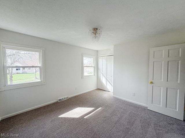 455 Barrenwood Drive, Wadsworth, OH 44281