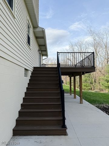 455 Barrenwood Drive, Wadsworth, OH 44281