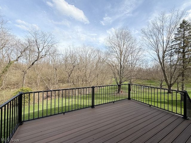 455 Barrenwood Drive, Wadsworth, OH 44281