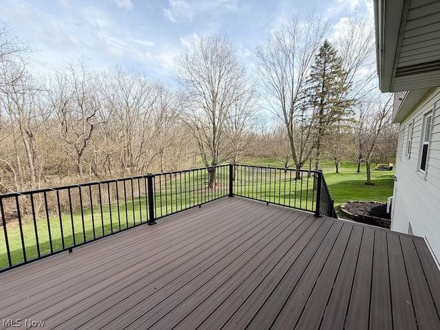 455 Barrenwood Drive, Wadsworth, OH 44281