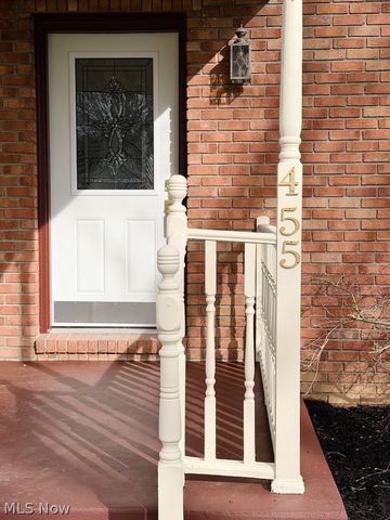 455 Barrenwood Drive, Wadsworth, OH 44281