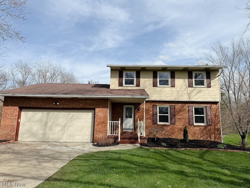 455 Barrenwood Drive, Wadsworth, OH 44281