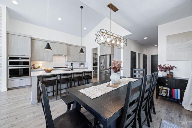 2296 E Valensole St, Meridian, ID 83642