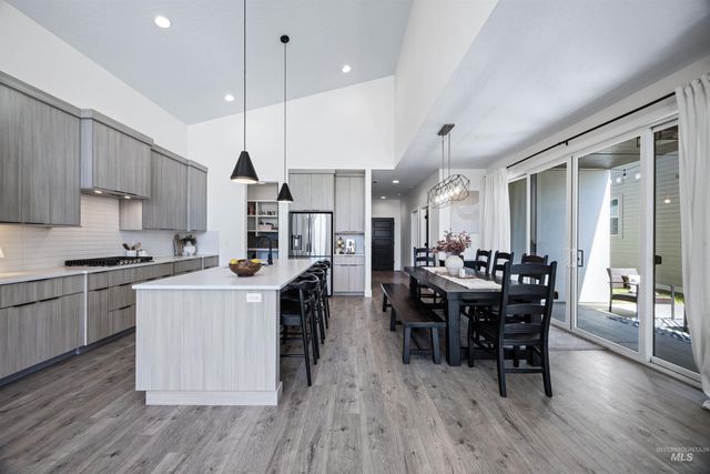 2296 E Valensole St, Meridian, ID 83642