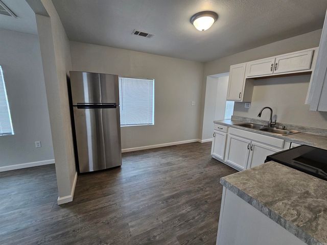 515 Poe St, North Little Rock, AR 72117