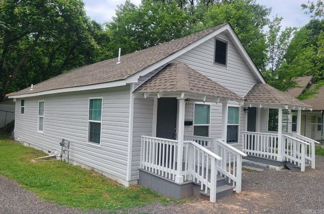 515 Poe St, North Little Rock, AR 72117
