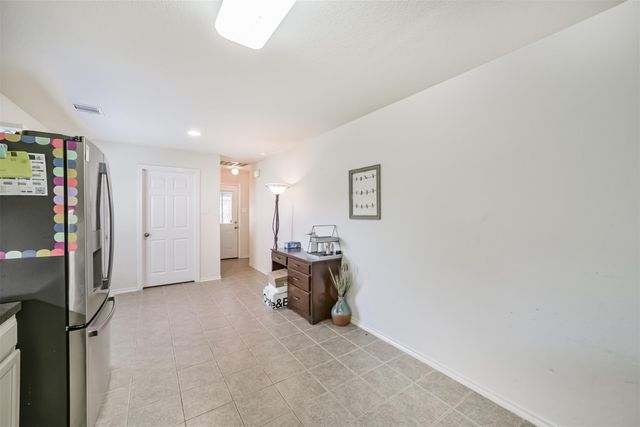 1609 Peach Dale Court, Conroe, TX 77301