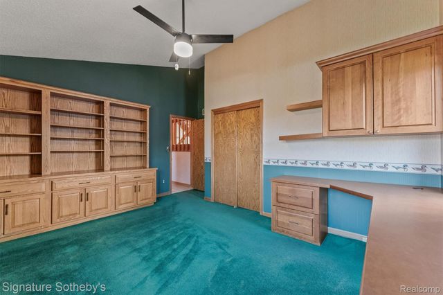 6571 Deer Ridge Drive, Independence Charter Township, MI 48348