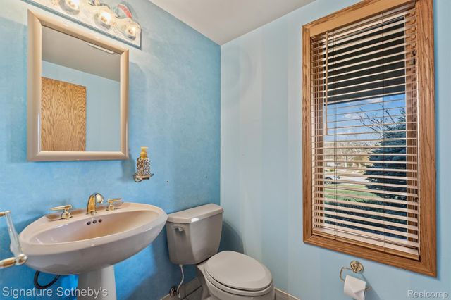 6571 Deer Ridge Drive, Independence Charter Township, MI 48348