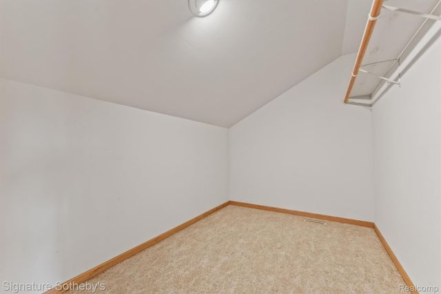 6571 Deer Ridge Drive, Independence Charter Township, MI 48348