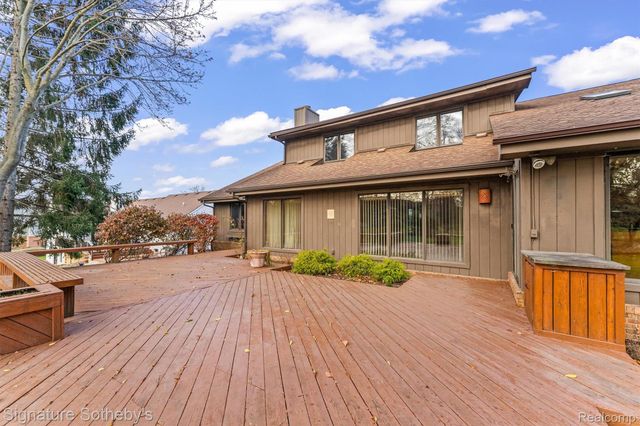 6571 Deer Ridge Drive, Independence Charter Township, MI 48348