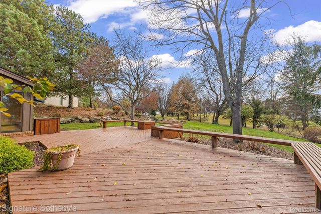 6571 Deer Ridge Drive, Independence Charter Township, MI 48348