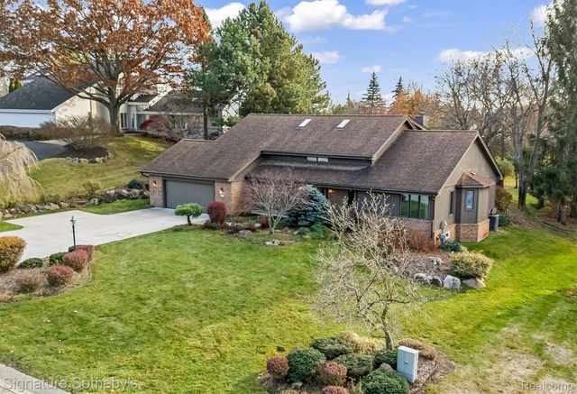 6571 Deer Ridge Drive, Independence Charter Township, MI 48348