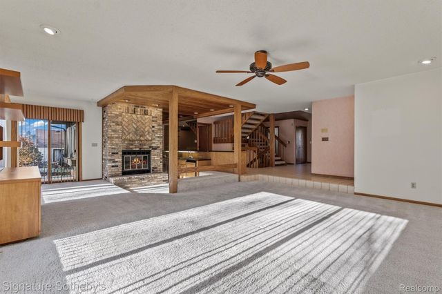 6571 Deer Ridge Drive, Independence Charter Township, MI 48348