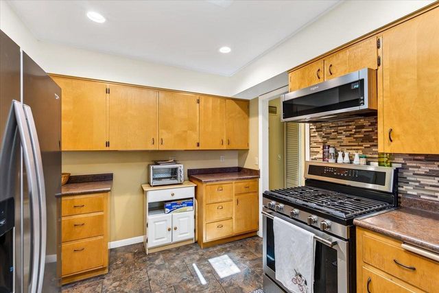 833 River Street, Portage, WI 53901