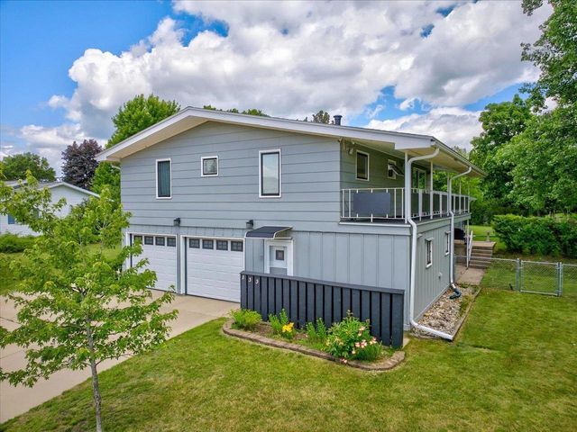 833 River Street, Portage, WI 53901