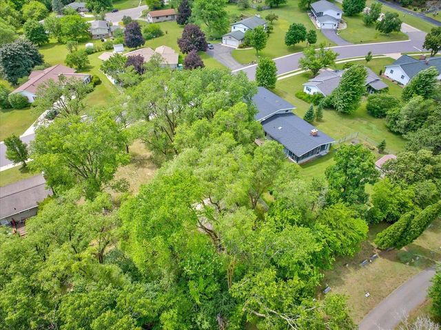 833 River Street, Portage, WI 53901