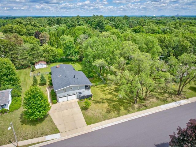 833 River Street, Portage, WI 53901