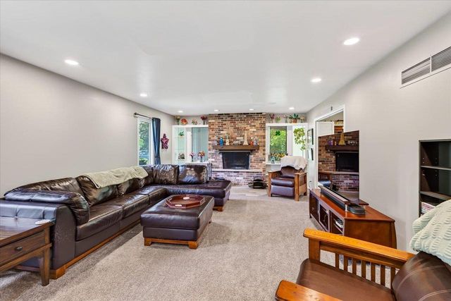 833 River Street, Portage, WI 53901