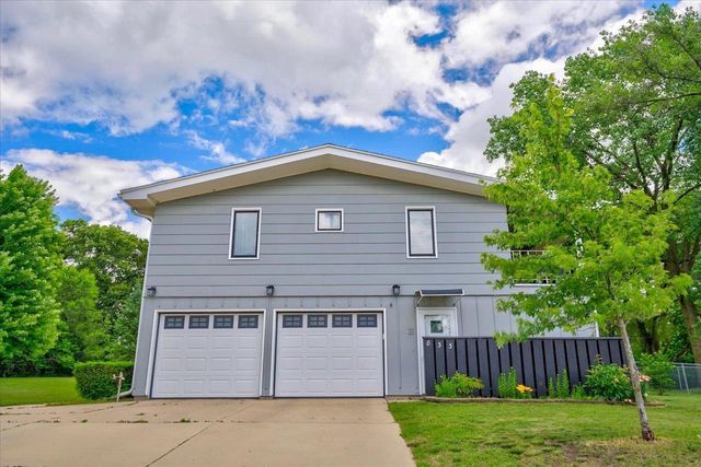 833 River Street, Portage, WI 53901