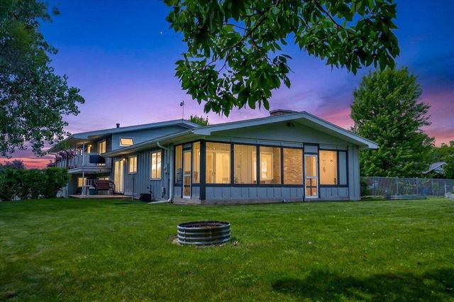 833 River Street, Portage, WI 53901