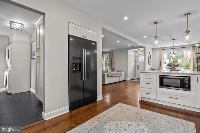 333 E BIRCH DR, Morrisville, PA 19067