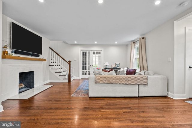 333 E BIRCH DR, Morrisville, PA 19067