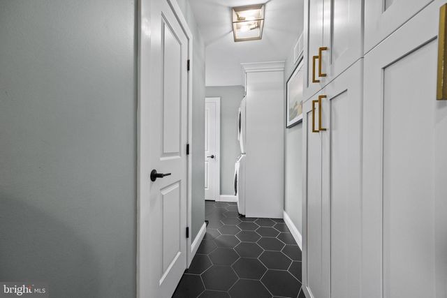 333 E BIRCH DR, Morrisville, PA 19067