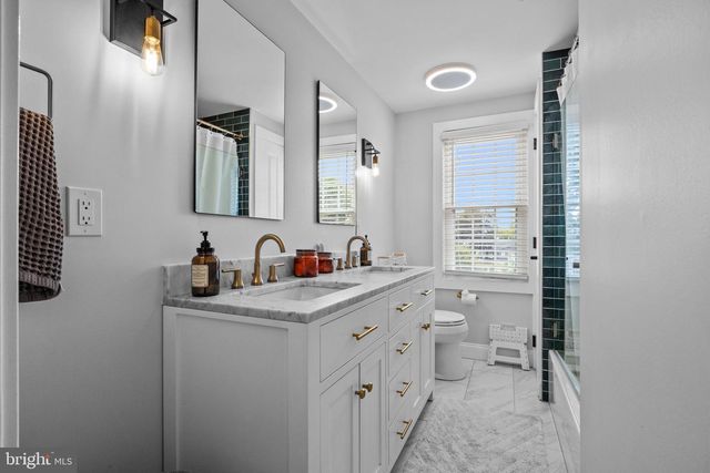 333 E BIRCH DR, Morrisville, PA 19067