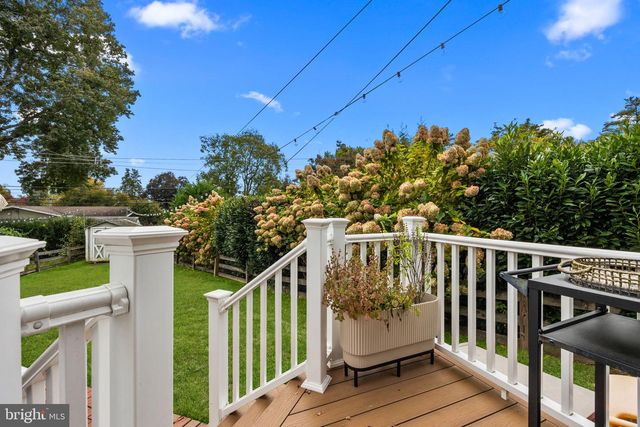 333 E BIRCH DR, Morrisville, PA 19067