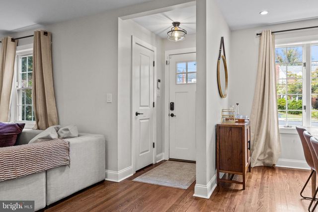 333 E BIRCH DR, Morrisville, PA 19067