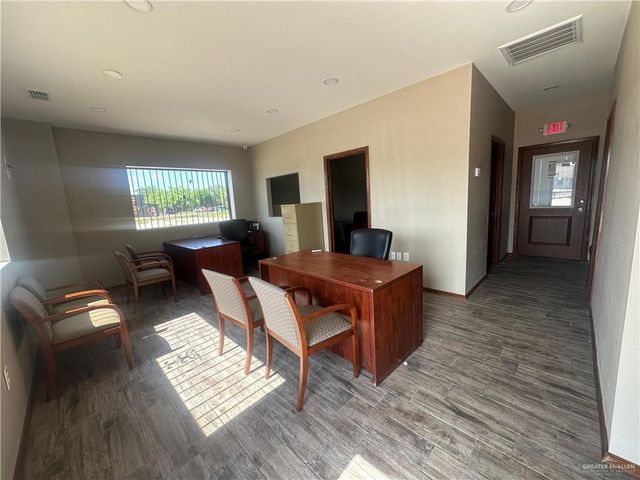 407 N Veterans Boulevard, Pharr, TX 78577