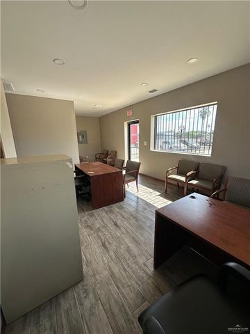 407 N Veterans Boulevard, Pharr, TX 78577