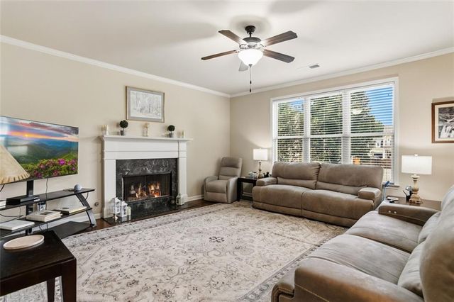 397 Royal Sunset Drive, Dallas, GA 30157
