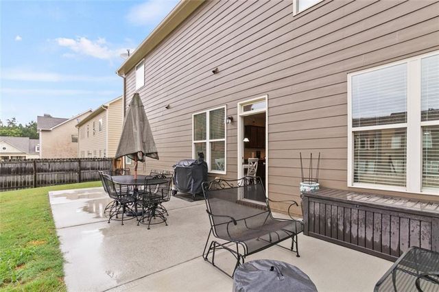 397 Royal Sunset Drive, Dallas, GA 30157