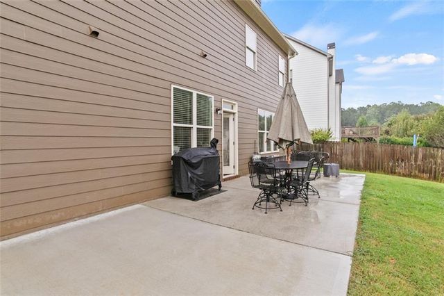 397 Royal Sunset Drive, Dallas, GA 30157
