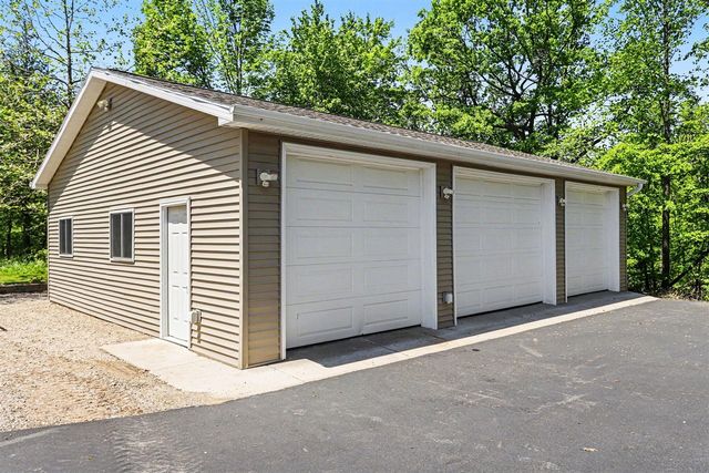 20112 13 Mile Road, Battle Creek, MI 49014