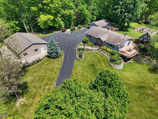 20112 13 Mile Road, Battle Creek, MI 49014