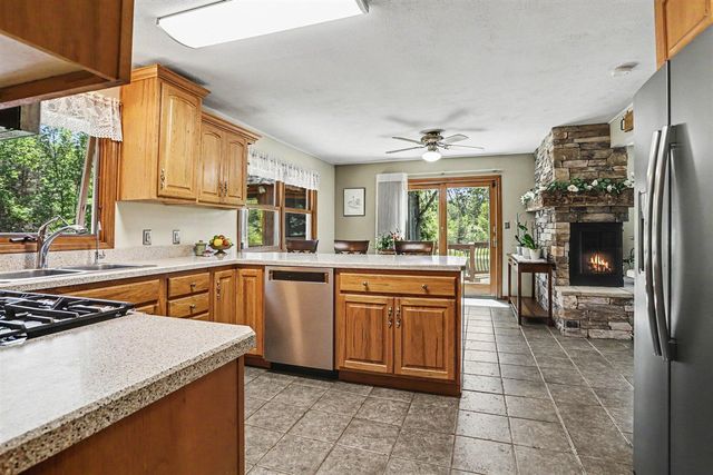 20112 13 Mile Road, Battle Creek, MI 49014