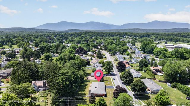 67 Finger Street, Saugerties, NY 12477
