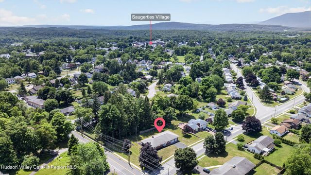 67 Finger Street, Saugerties, NY 12477