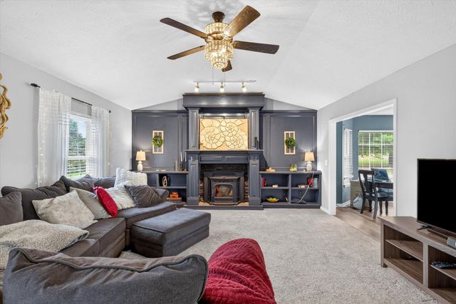 714 Glade Road, Rogersville, MO 65742